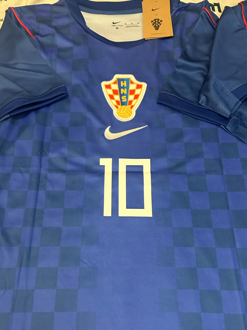 NIKE CROATIA Nat'l Team LUKA MODRIC WORLD CUP Men's JERSEY Sz M,L,XL,2X New - Picture 3 of 6
